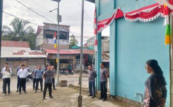 Foto: Pelaksanaan Apel Pagi di Halaman Kantor Bawaslu Kabupaten Nias Selatan, Teluk Dalam (Senin, 11/08/2025)